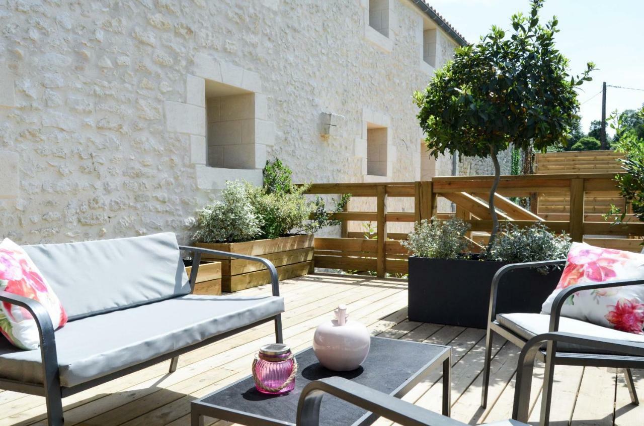 Gite De St Hilaire Soubise Exterior foto